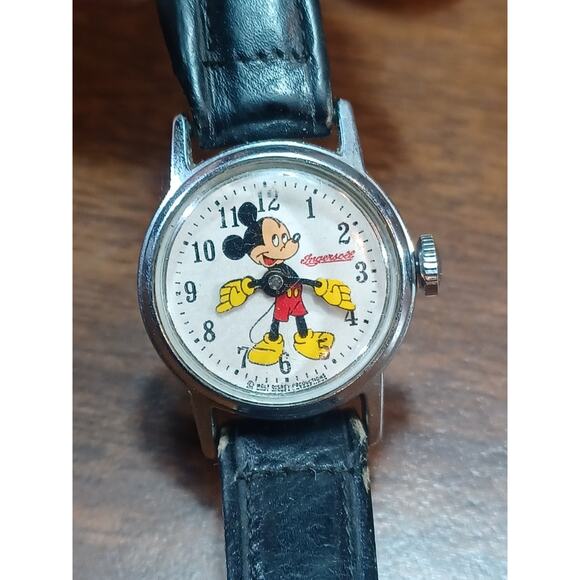 Vintage Ingersoll Mickey Mouse Watch Black Band Keeps Good Time - Picture 4 of 9